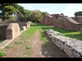 01424 ostia - regio ii - via della fullonica - blick von der regio ii - via della fontana ri osten.jpg